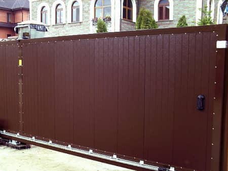 Заказать уличные металлические ворота DoorHan в Костанае